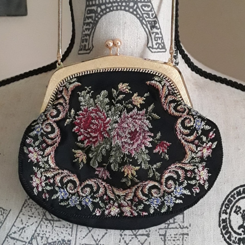 Exquisite vintage hand embroided small purse
